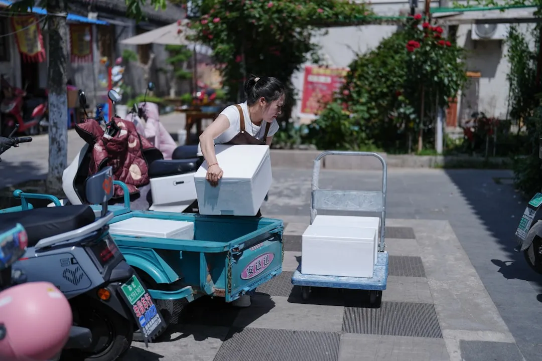 杭州安迪家办公卷帘与遮光布产品遮阳系数对比分析