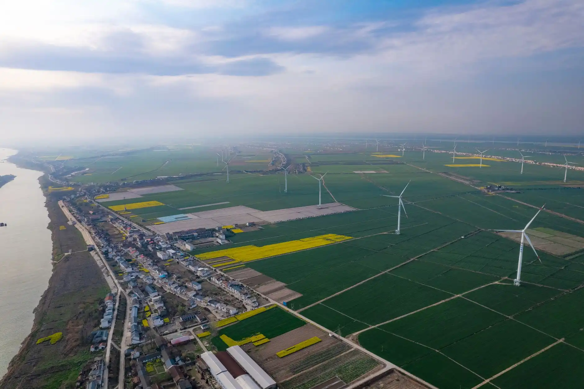 遮光布面料技术参数对窗帘定制效果的影响分析